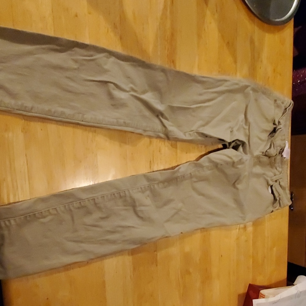 No boundaries khakis